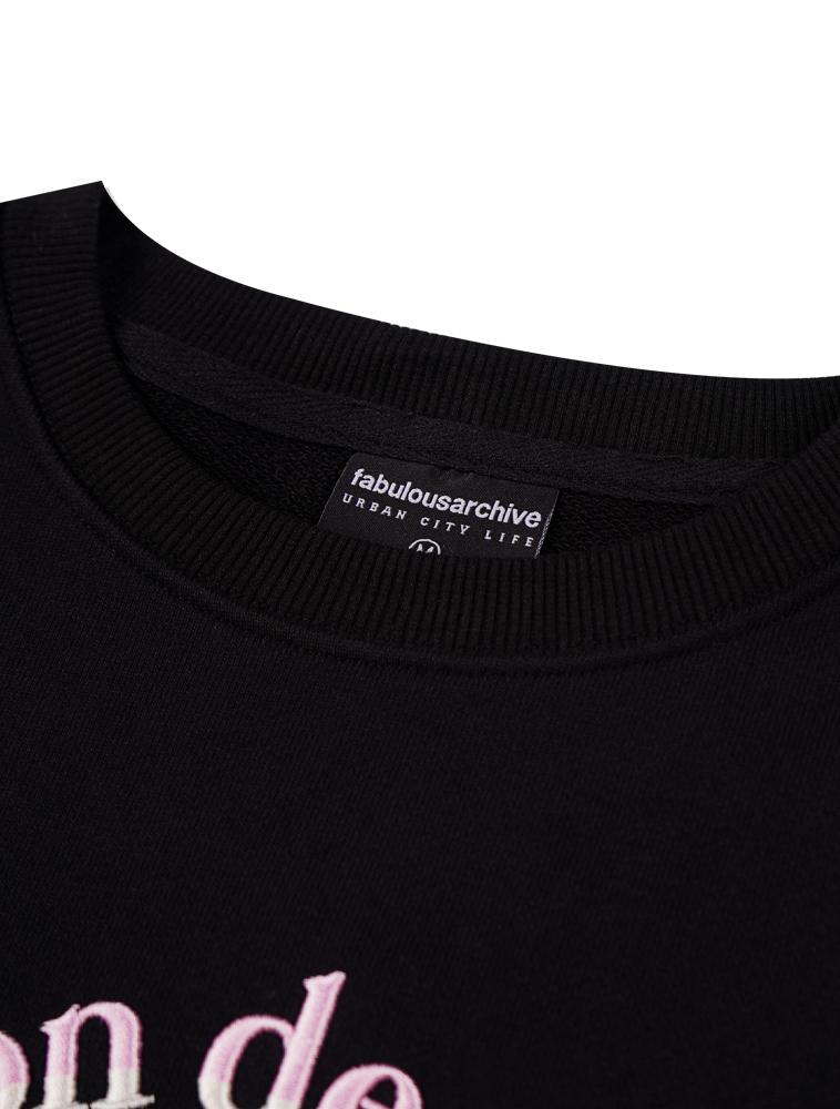 LA MAISON STUDIO Women'S Crop Circle Logo Embossed Le Lis Heavy Terry Sweatshirt Blackpink (Fcd3Ts701W)