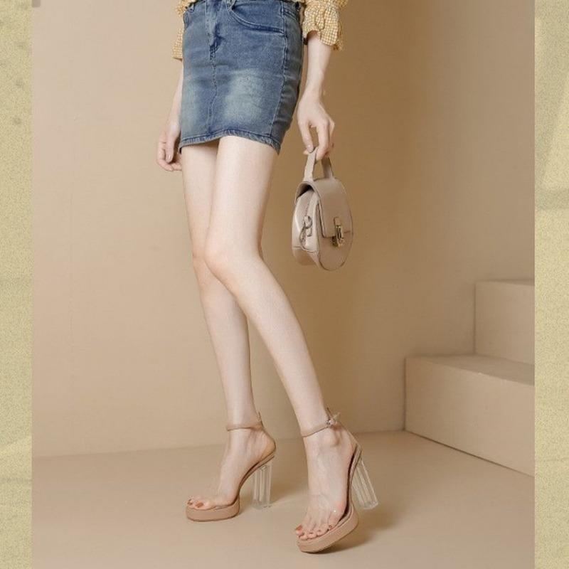 Fashion Summer New Chunky Sandals Women Fashion Round Head Open Toe Transparent Belt Waterproof Platform with A Line Strap High Heels