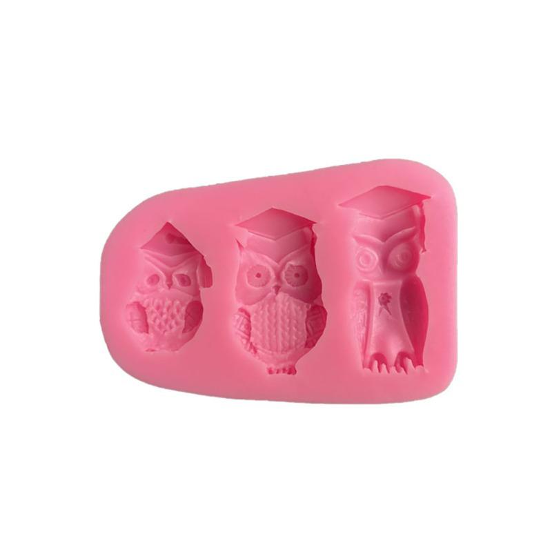 Silikónová forma maturitná čiapka Certifikát Modelovanie Fondantových foriem pre blahoželanie Grad Gratulujeme