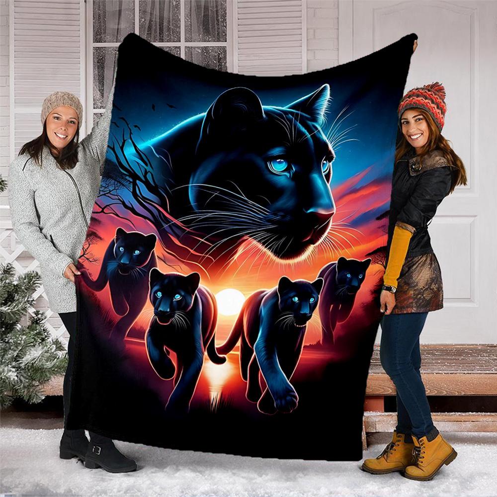 1pc Panther Family Throw Blanket Polyester Fiber, Lightweight Flannel, Soft & Warm, All Season Use for Outdoor, Camping