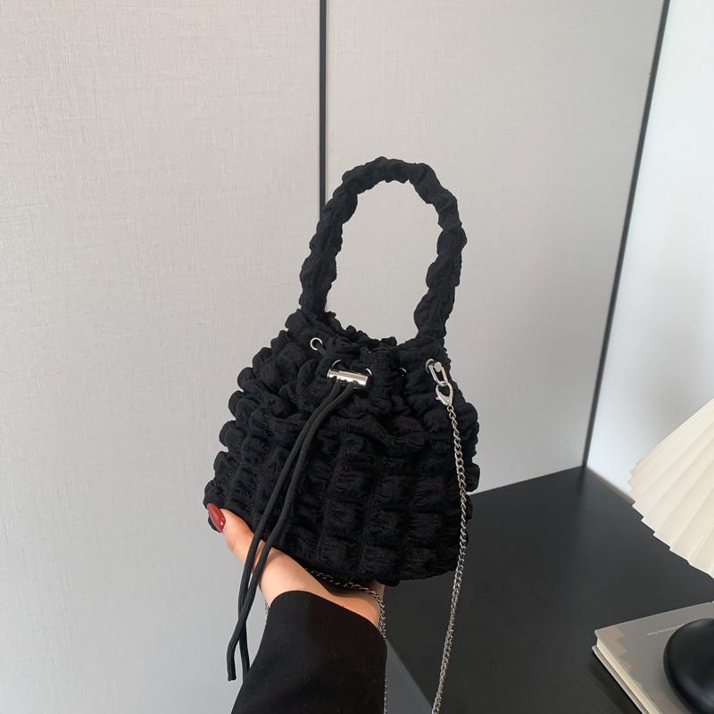 IELGY Pleated Cloud Underarm Bag Casual All-Match Solid Color One-Shoulder Bucket Bag