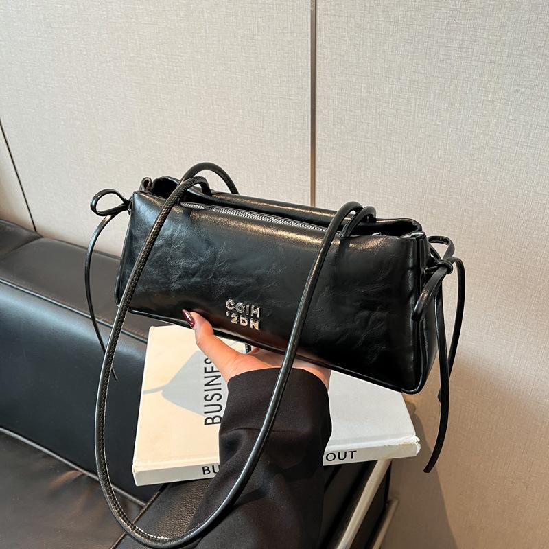 Premium Bag Women's New Fashionable Versatile Shoulder Underarm Bag Commuter Baguette Bag