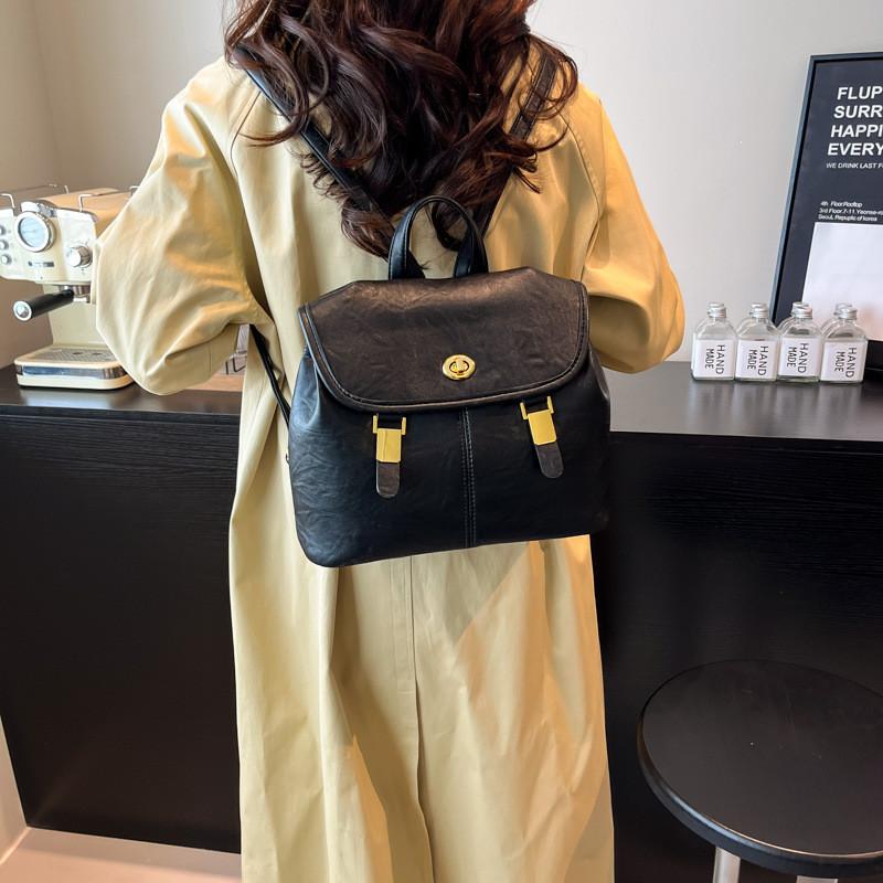 Stylish Softstructured Handbag With Large Storage And Durable Material For Office And Outings