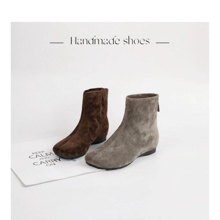 

Ретро замшевые популярные маленькие короткие ботинки женские 2025 осень новые корейская версия круглый носок ботинки челси ботинки мартин туфли для通勤 40