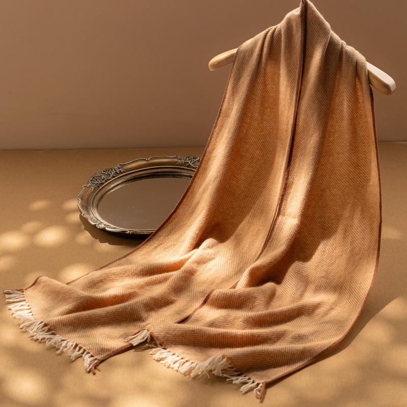 

Роскошный унисекс шарф из чистого кашемира в елочку - Теплый и стильный