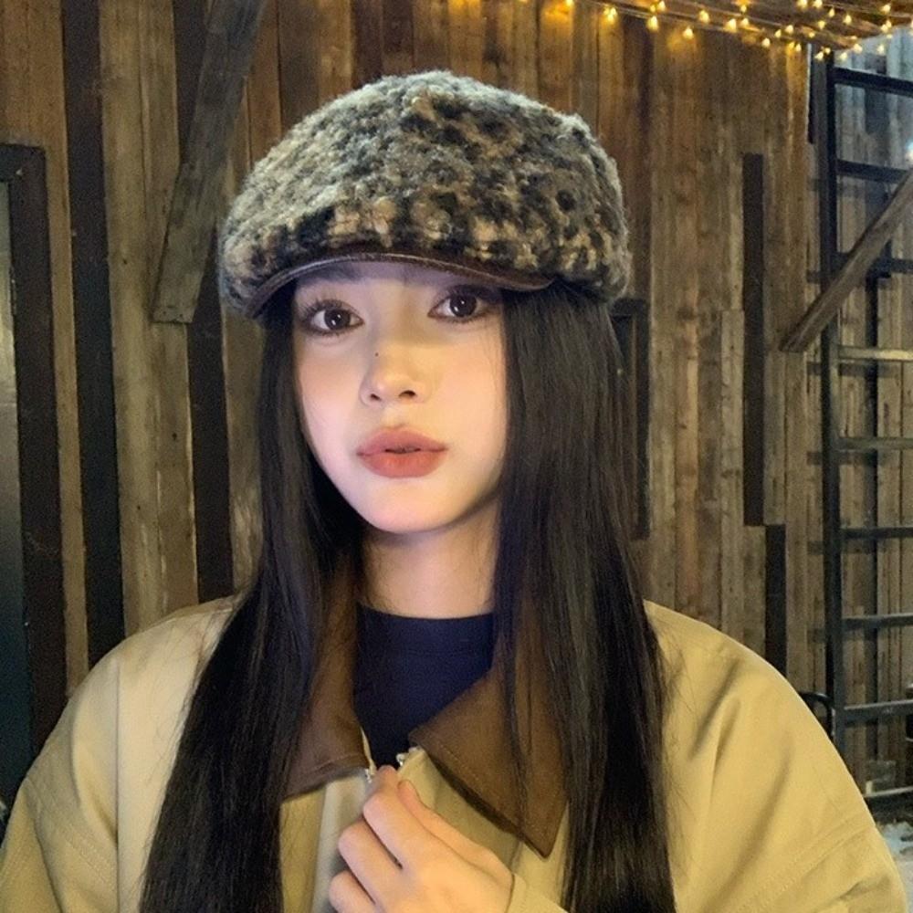 Pu Leather Brim Leopard Print Berets Keep Warm Women Newsboy Caps Retro Lamb Wool Berets Hat  Girl
