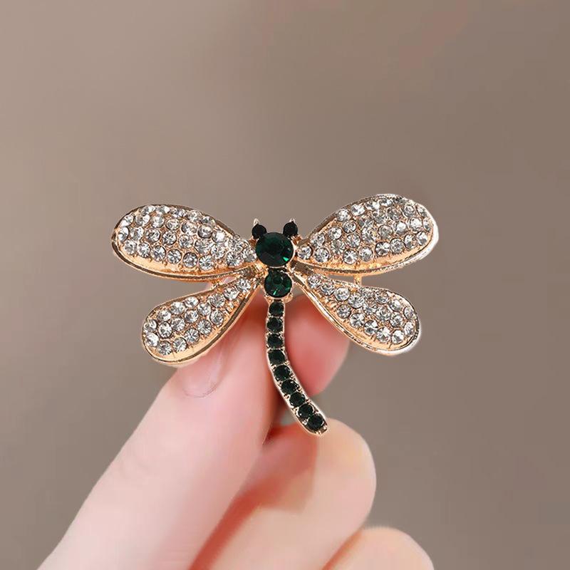 Wave Sunflower Diamond Brooch: Cute, High-End, Versatile Decorative Jewelry Pin