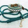Obroża dla psa Niestandardowa Luksusowa Obroża dla Psa Zestaw Smyczy Wodoodporna Regulowana Lina Pasiasta Wielokolorowa Paracord Pleciona Personalizowana
