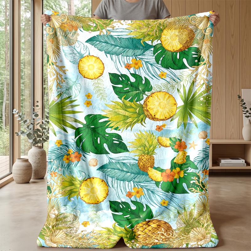 Tropical Pineapple Fantasy Theme Blanket Lightweight Warm Flannel Blanket Decorative Throw Blanket for Home Decoration