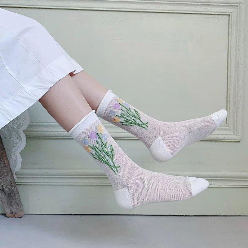 Calzini estivi in pizzo e rete con volant Calzini a rete traforata sottilissimi Calzini giapponesi coreani in cotone caldo con fiori carini Jacquard Calzini alla moda