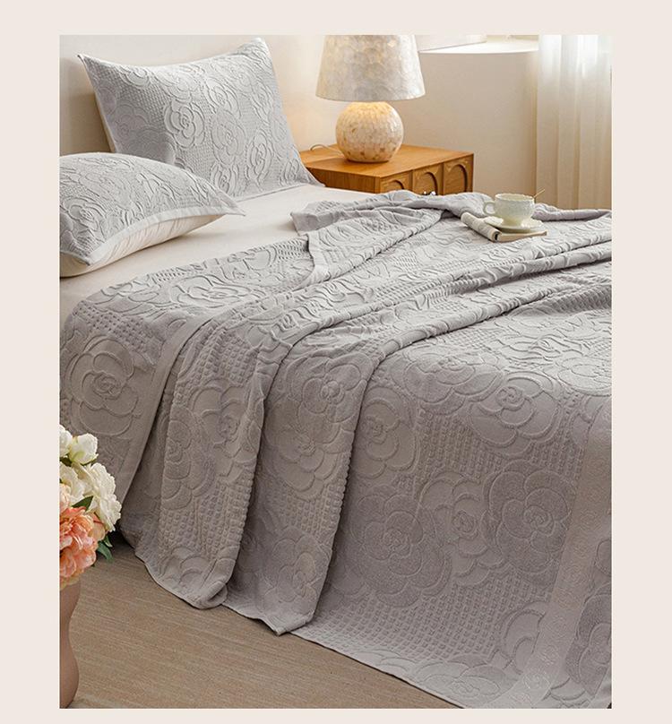 New Cotton Old-Fashioned Towel Blanket - Summer Quilt for Air Conditioning, Single To Full Size, Ideal As Gifts