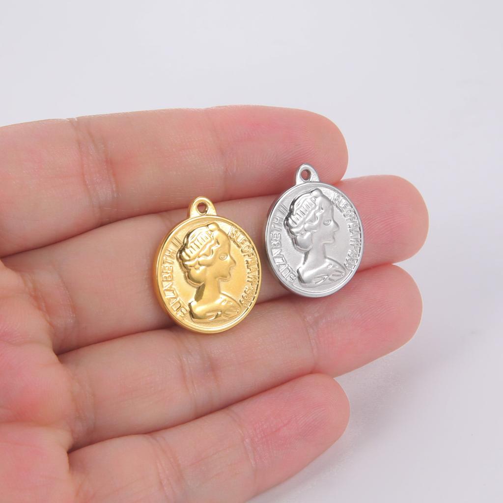 Teamer 5pcs/lot Queen Elizabeth Charms for Jewelry Making Stainless Steel Round Pendant DIY Necklace Bracelet Jewelry Accessory