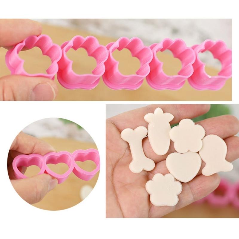 Pressable Biscuit Molds Plastic Cookie Molds Small Flower Shaped Mini Biscuit Cutter Plastic Material for Bakings Lover