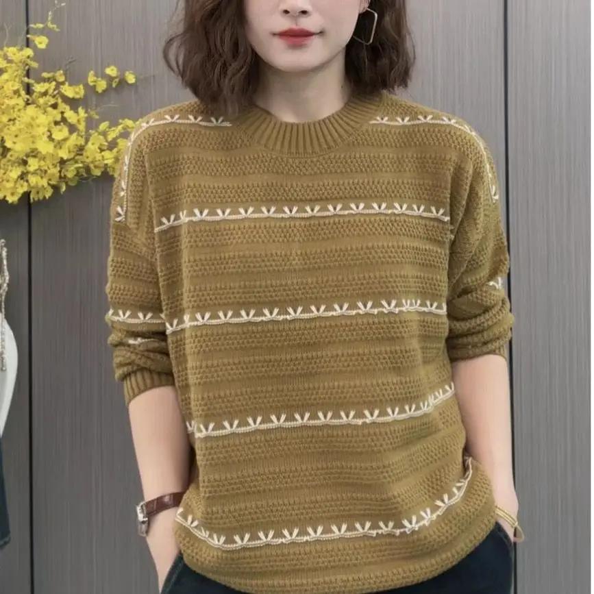Round Neck Korean Version with Base Knit Sweater for Women's Autumn Loose Long Sleeved Sweater