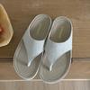 Fashion High Quality Pointed Toe Frosted Leather Flip Flops Women Summer Outdoor Clip Toe Flat Sandals Fashion Simple Comfort Beach Shoe