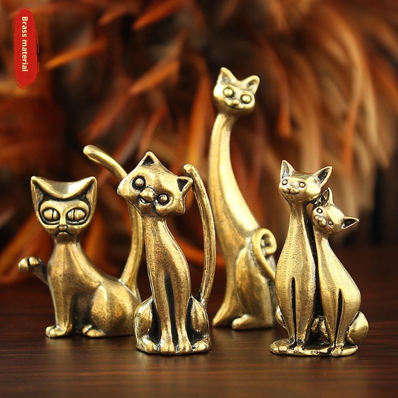 1Pcs Antique Brass Cat Figurine Mini Metal Cat Statue Retro Animal Ornament Home Office Desk Decor Collectible Gift
