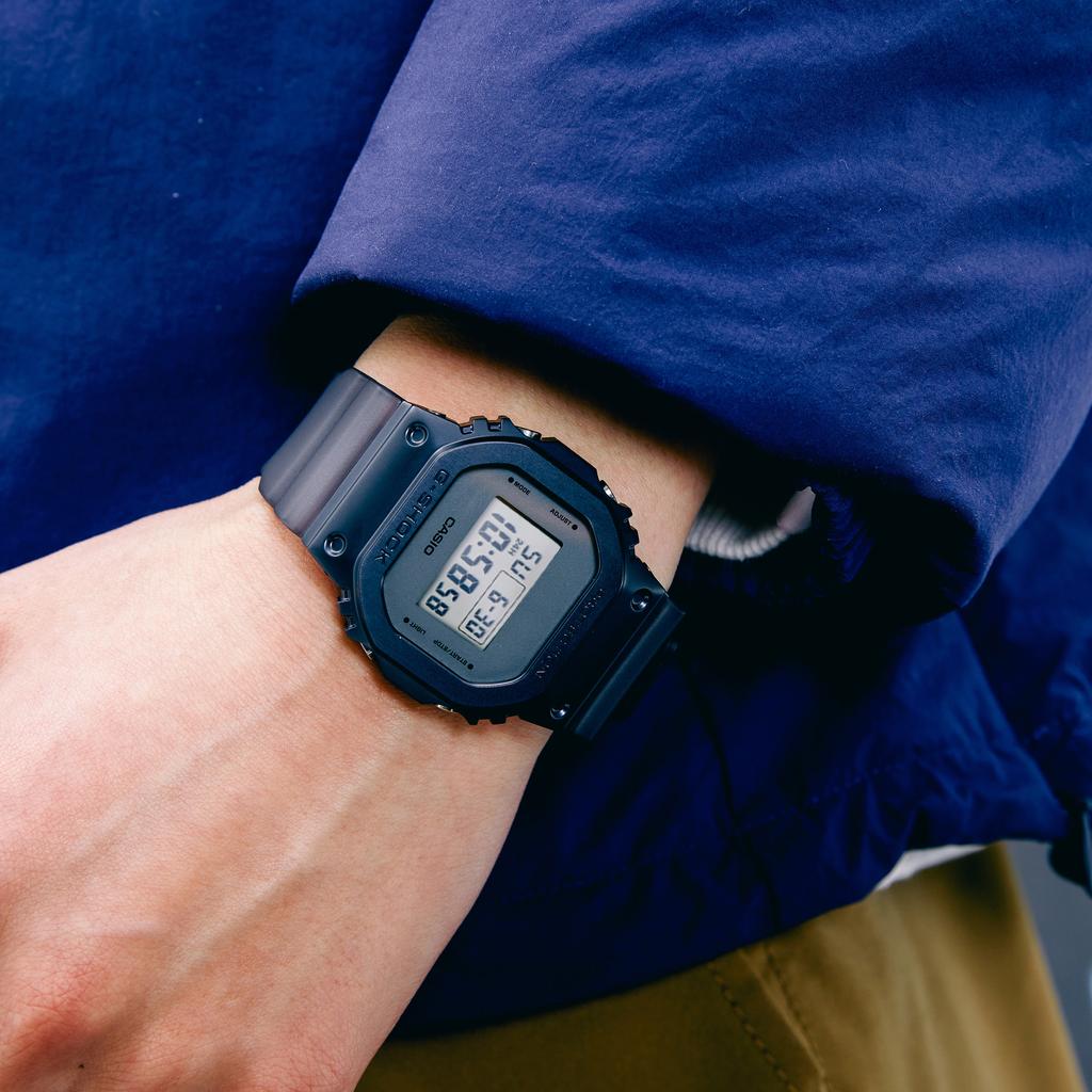 Casio Retro Classic Square Waterproof Sports Quartz Watch Men watches Gray GM-5600MF-2PR
