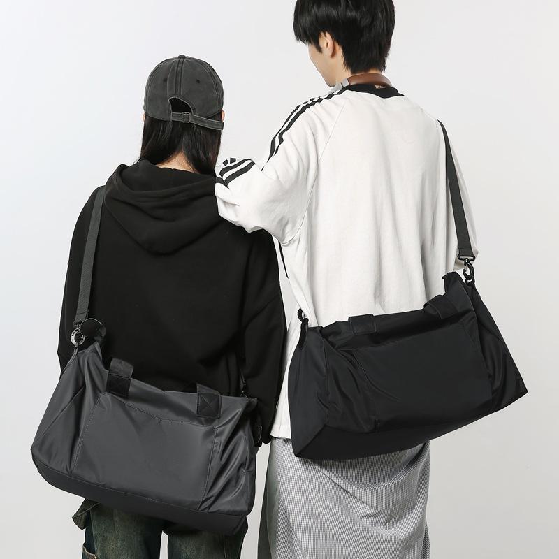 Business trip, short trip bag, female portable man, light large-capacity luggage bag, shoulder messenger sports fitness bag