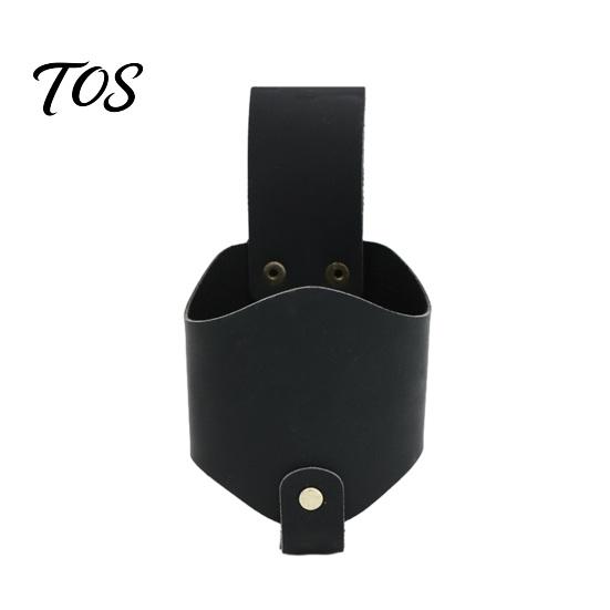 Drink Can Holder Waist Hanging Beer Holder, Faux Leather Soda Beverage Portable Holster for Belt, Accessories Lovers Camping
