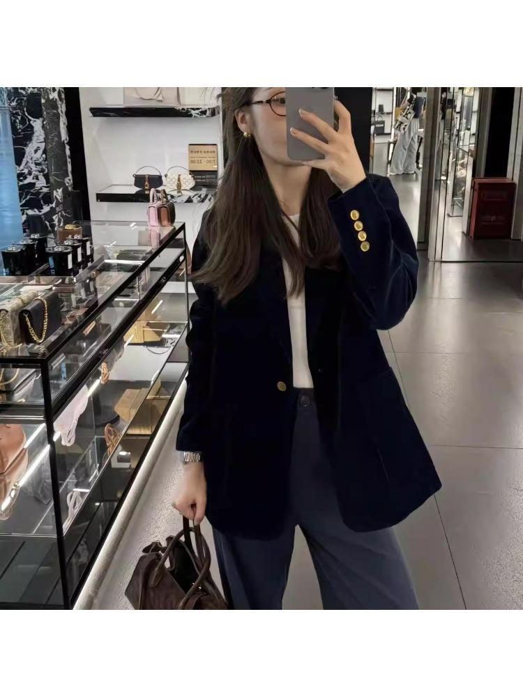 

Pre-sale Women s Dark Blue Velvet Suit with Vertical Stripes and Pockets for Autumn/Winter Medium