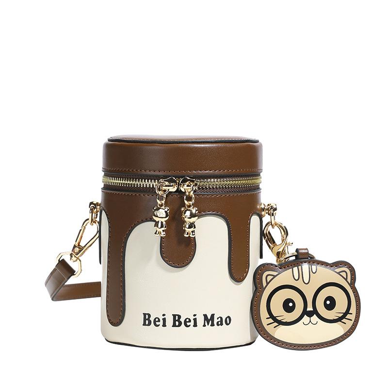 

Bags cartoon small bag 2025 new Japanese cute girl foreign style versatile single shoulder messenger cylinder bag темно-коричневого