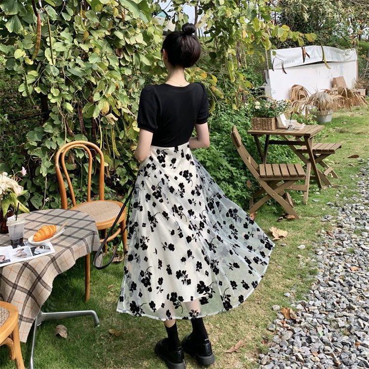 Fake Two-piece Floral Dress for Women's Summer 2026 New Waist and Thin First Love Temperament Slim Square Collar A-shaped Skirt