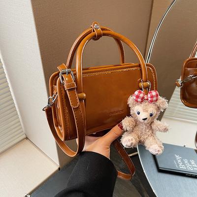 Bolsa de ombro pequena quadrada portátil com textura retrô premium, moda outono e inverno, bolsa mensageiro versátil para deslocamento diário