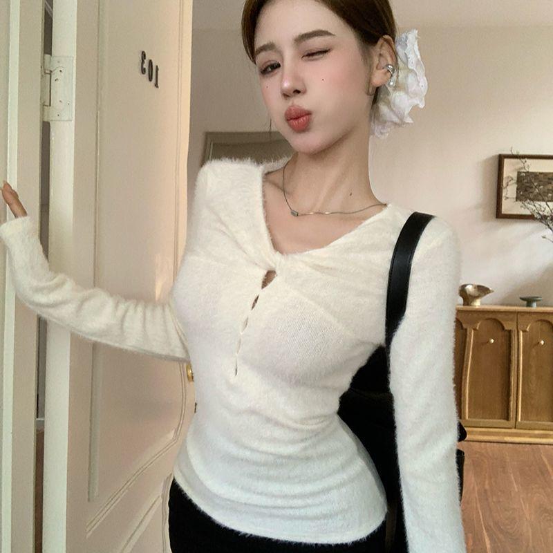 

Design-Forward Twisted Cut-Out Long-Sleeve T-Shirt, Slim-Fit Base Layer for Autumn/Winter Medium білий