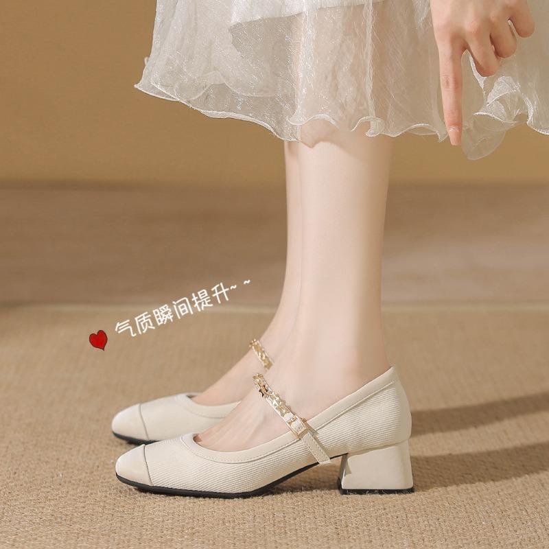 Square head thick heel single shoes women's spring and summer new one-word buckle strap burgundy Mary Jane shoes women