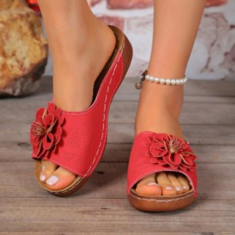 Women Slippers Casual Wedges Shoes Women Elegant Low Platform Slippers Fashion beach Slides Women Summer Soft Heels Sandals