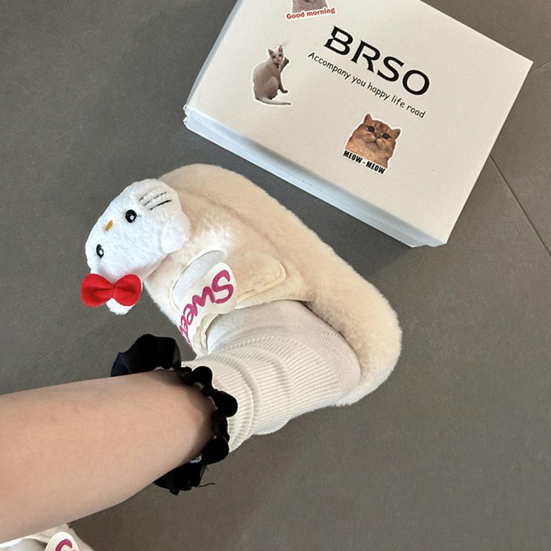 Cartoon Hello Kitty thick-soled warm fluffy shoes for women's 2025 autumn and winter new fashionable retro Velcro bag head slippers