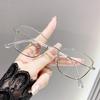 Photochromic Anti-Blue Light Cat-Eye Myopia Glasses - European/American Style, Metal Frame, Fashionable Non-Prescription Eyewear.