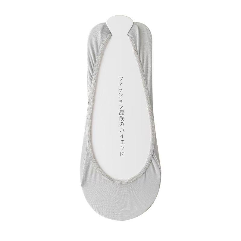 2026 Summer Women's Ultra-Thin Ice Silk Boat Socks with Sponge Sole - Low-Cut, Invisible for High Heels