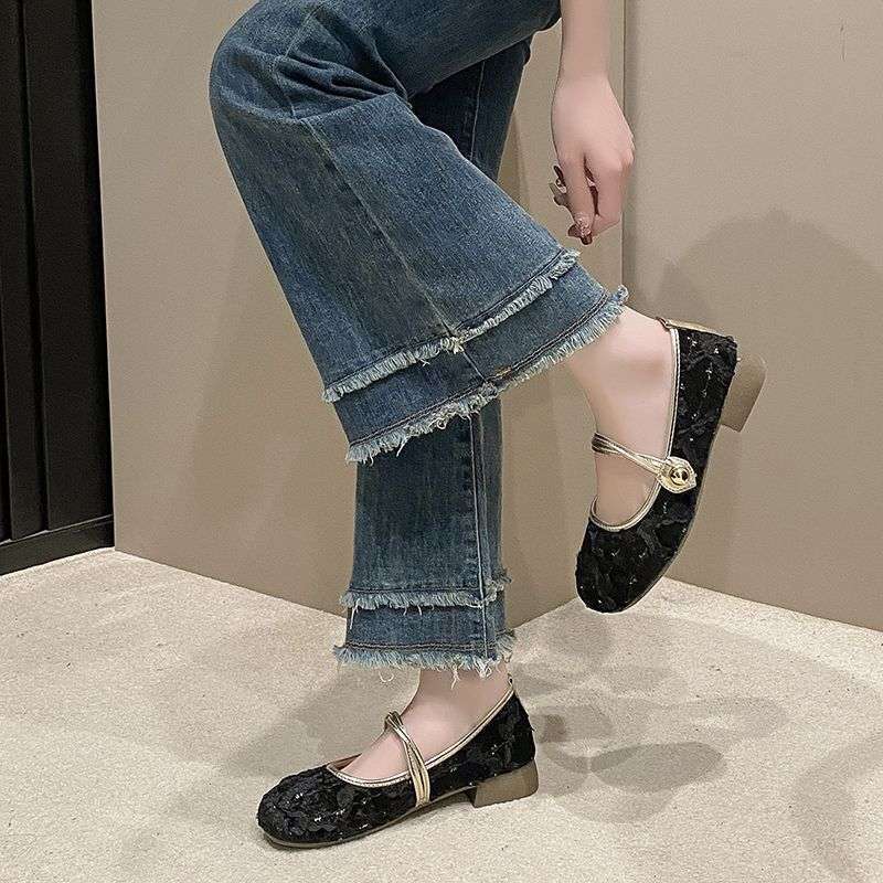 Mary Jane women's shoes 2025 spring and autumn new Xiaoxiangfeng soft-soled pearl shoes fairy retro shallow mouth temperament square head