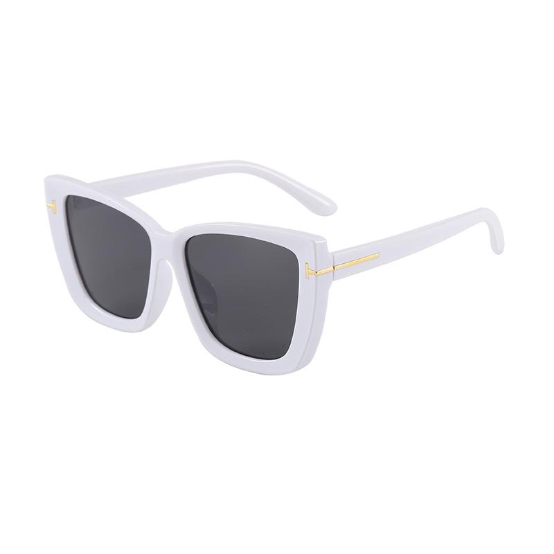 Brand Designer Cat Eye Sunglasses W omen Vintage High Quality Sun Glasses Fashion Big Frame Cool Sexy Female Oculos