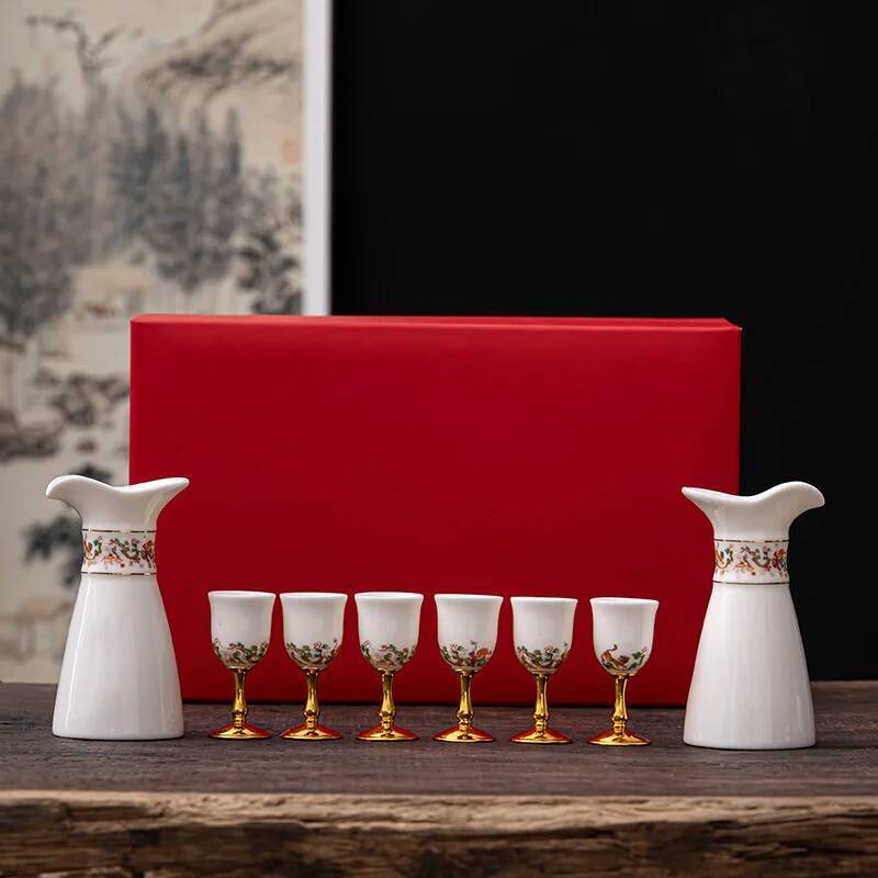 

2 Pcs Separator And 6 Pcs Shot Cup Gift Box 8 Pcs Lot Ceramics Wine Glass Set Luxurious Mutton-Fat Jade Sake Soju Vodka Wine Set