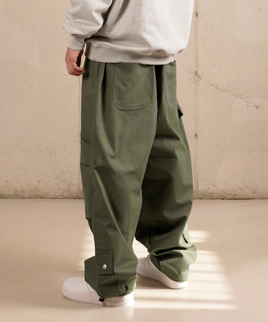 Deuneiji Balloon Double-Pleat Wide Low Pocket Pants Khaki 0353