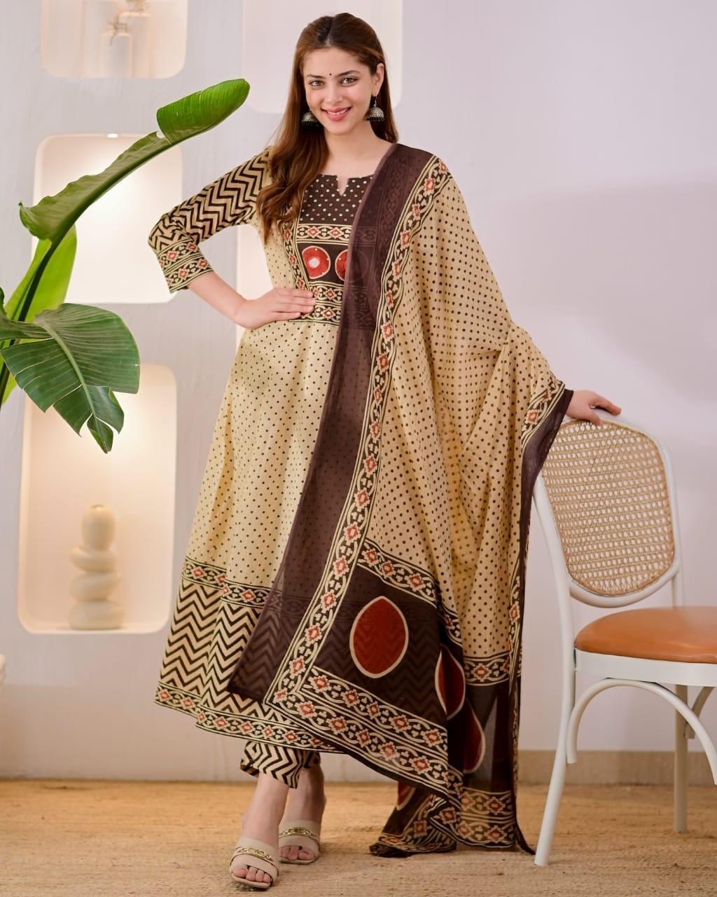 Beautiful Cotton Anarkali Kurti Pant Dupatta Set Indian Designer Top Kurta Set коричневый