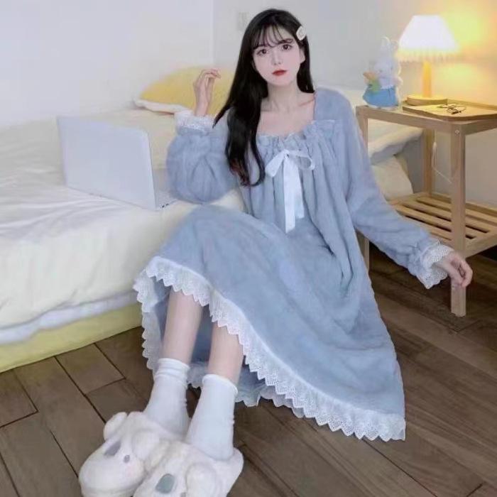 

Autumn and winter thickened coral fleece nightgown long knee new pure desire wind method fleece pajamas loungewear Size 2 [m-l]