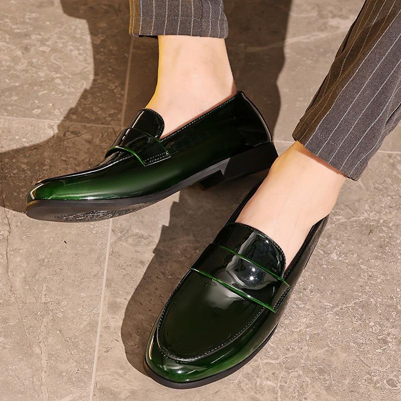 

Business men s shoes summer breathable leather shoes men s one-pedal loafers 2025 lazy shoes 48