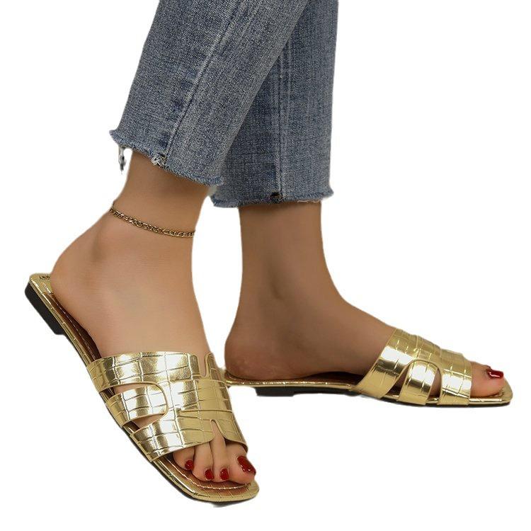 Slippers Women's Summer 2025 New Fashion Outer Wear Versatile Flat Bottom Casual Cool Slippers Women's Versatile One-word Drag Large Size