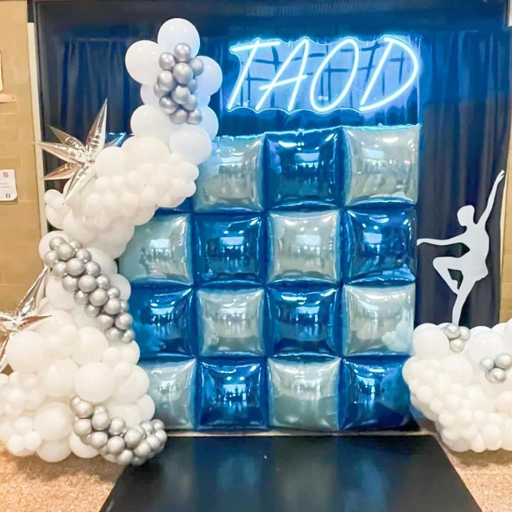 Cube-Patterned Backdrop Balloon Set Birthday Party & Engagement Party Decorations