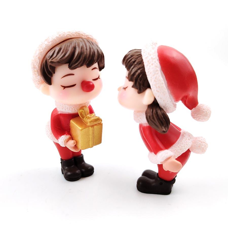 

1 Couple of Cute Christmas Couple Mini Figurines Micro Landscape Decor - Perfect for Aquarium & Fish Tank Decoration, DIY Garden Ornaments 2pcs/set