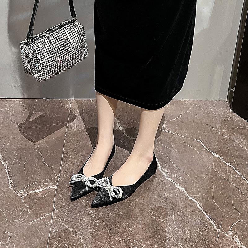 Pointed Single Shoes Women's New Bow Rhinestone Light Mouth Black Women's Temperament Flat Bottom Ladyshoes