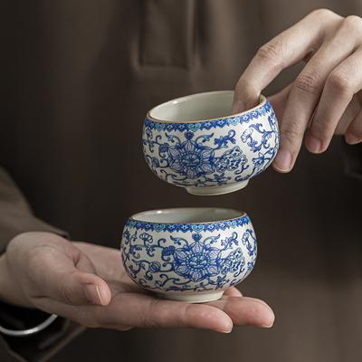 Tazze e bicchieri – Servizi da tè e tazzine