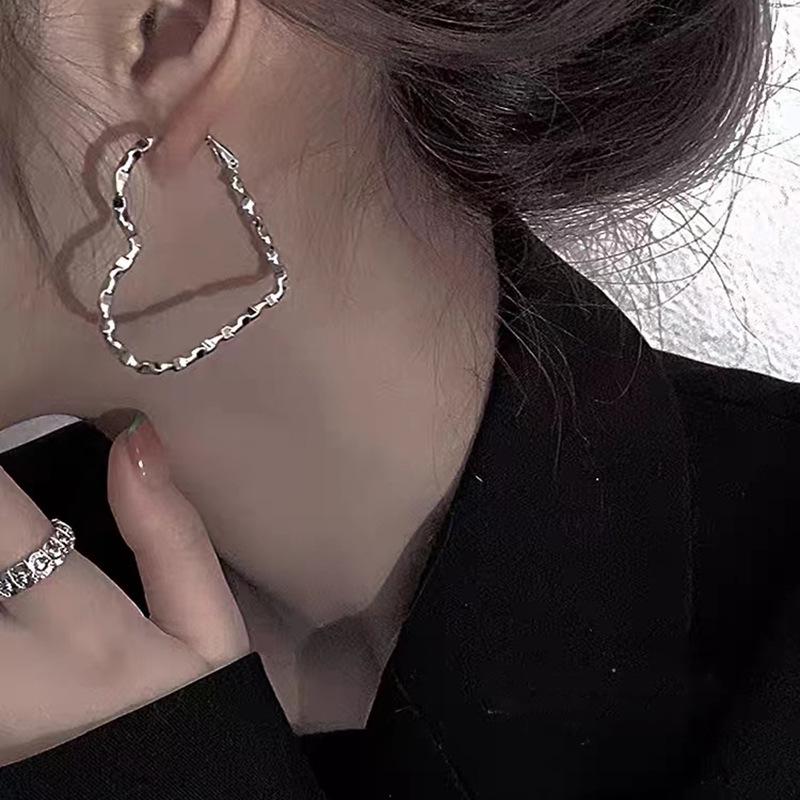 

Exaggerated Geometric Heart Earrings in 925 Silver – European & American Style