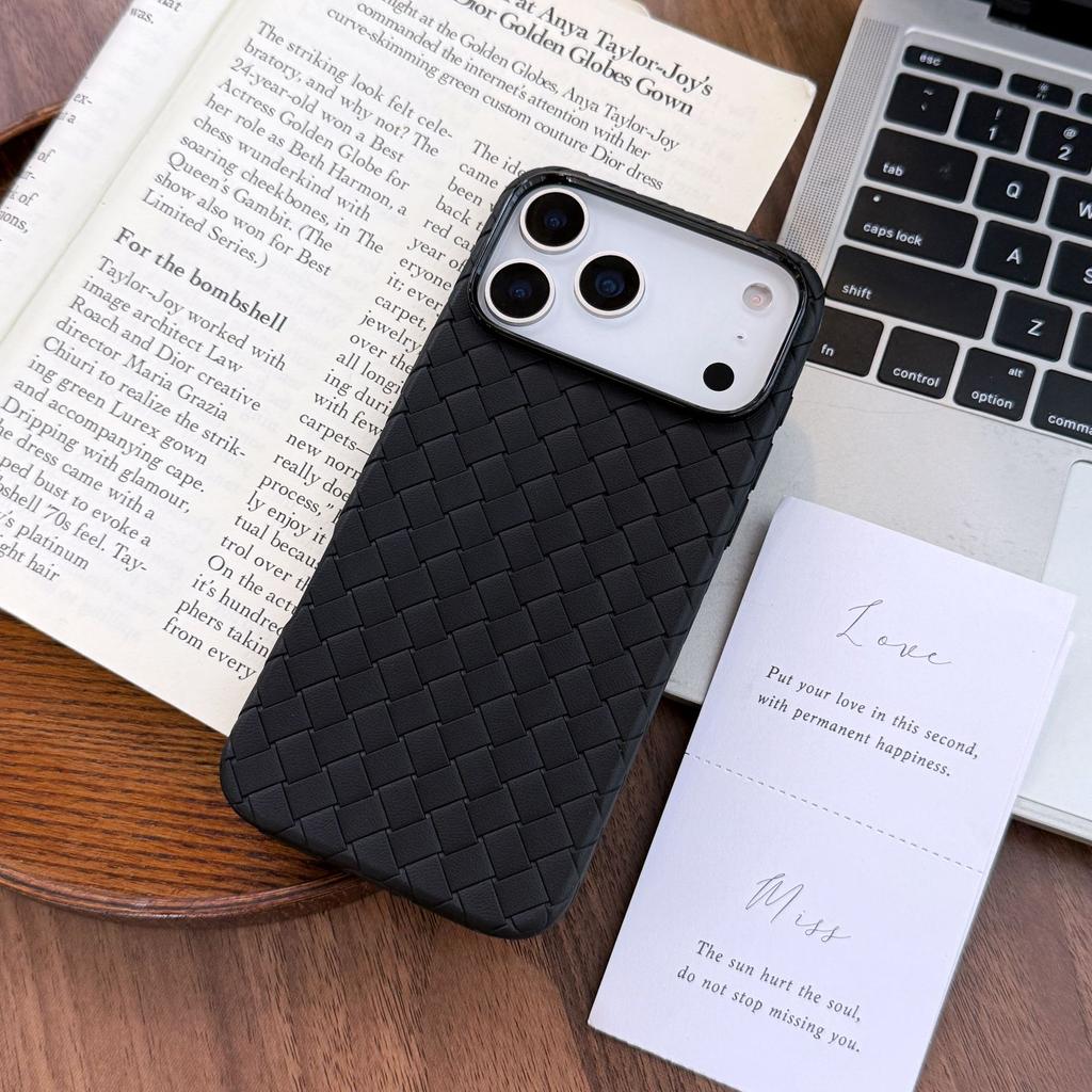Applicable to Apple 11promax mobile phone case silicone woven pattern iPhone11/11/11 ultra-thin breathable  case
