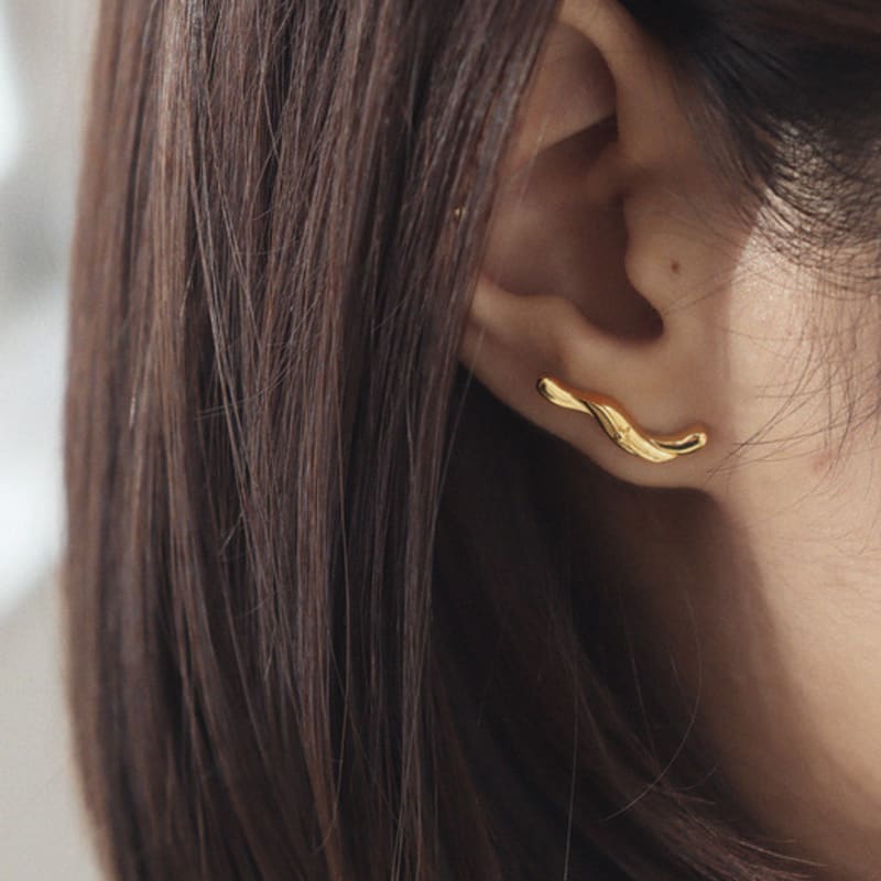 M.atur Flow Moment Earring 01
