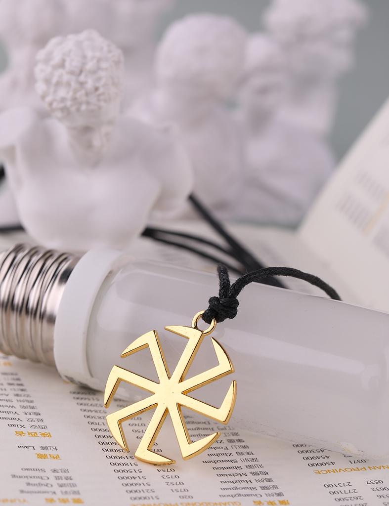 Ähnlich wie tolle slawische Kolovrat Halskette für Männer Heidnischer Sonnenrad Talisman Amulett Gliederkette Anhänger Religiöser Schmuck