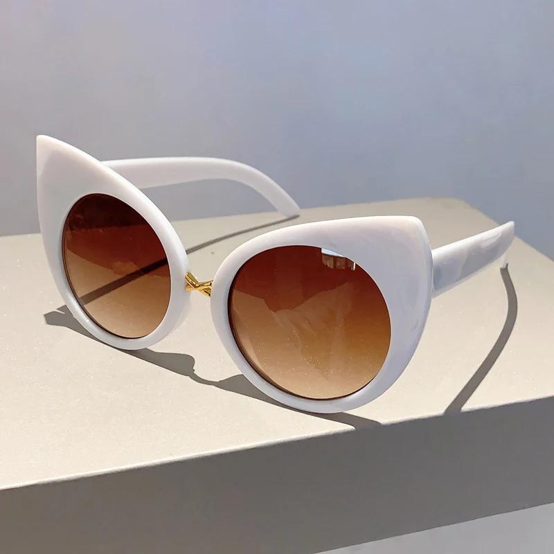 Oversized Cat Eye Women Sunglasses  New Cute Cat Ear Rim Gradient Shades Trendy Vintage Brand Design UV400 Eyewear
